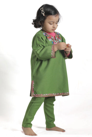 Green Pure Woollen Phiran set